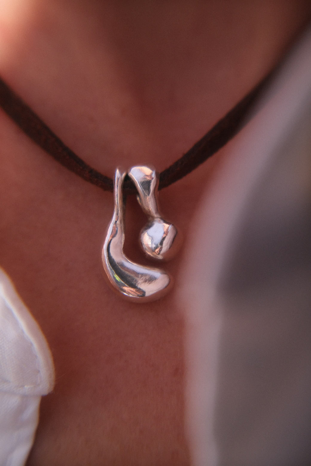 you&me necklace leather