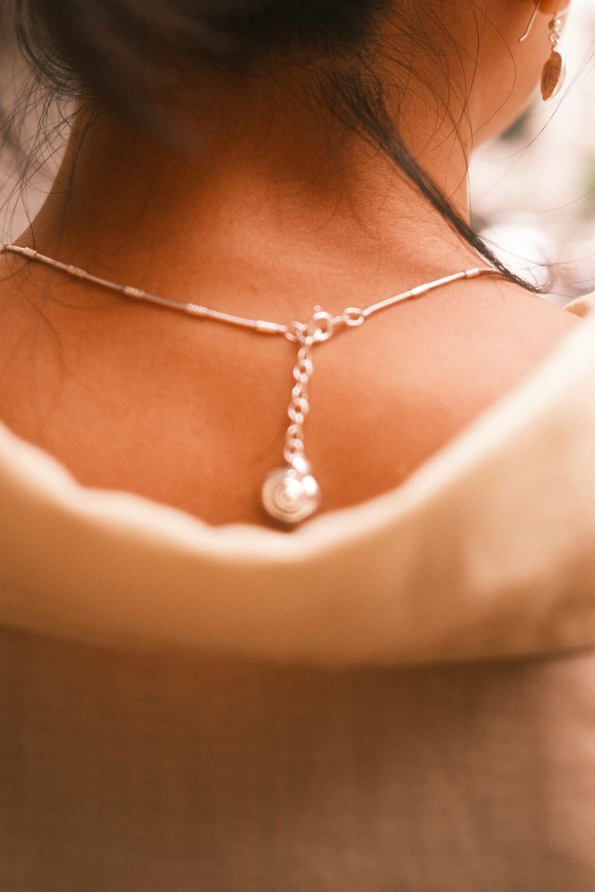 Beautiful people necklace