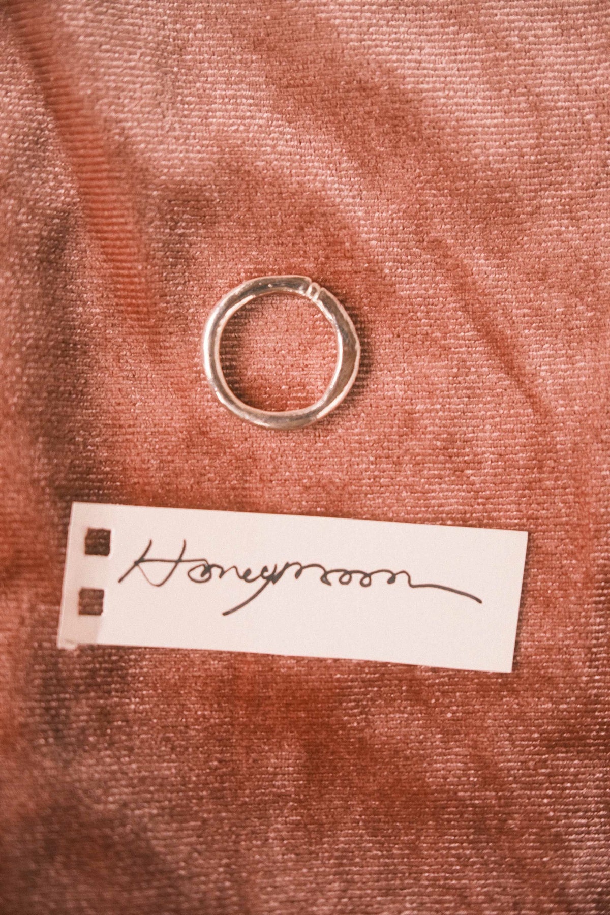 Honeymoon ring