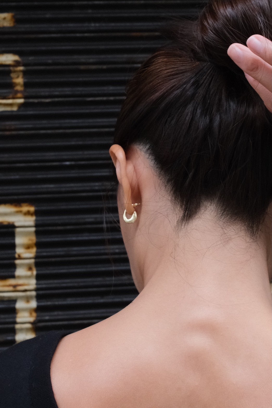 peach earrings